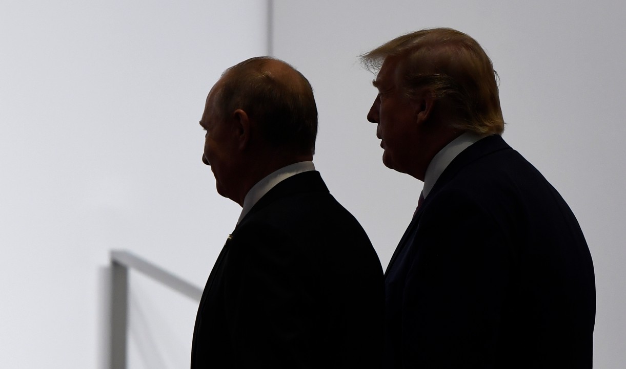 Senate panel backs assessment that Russia interfered in 2016