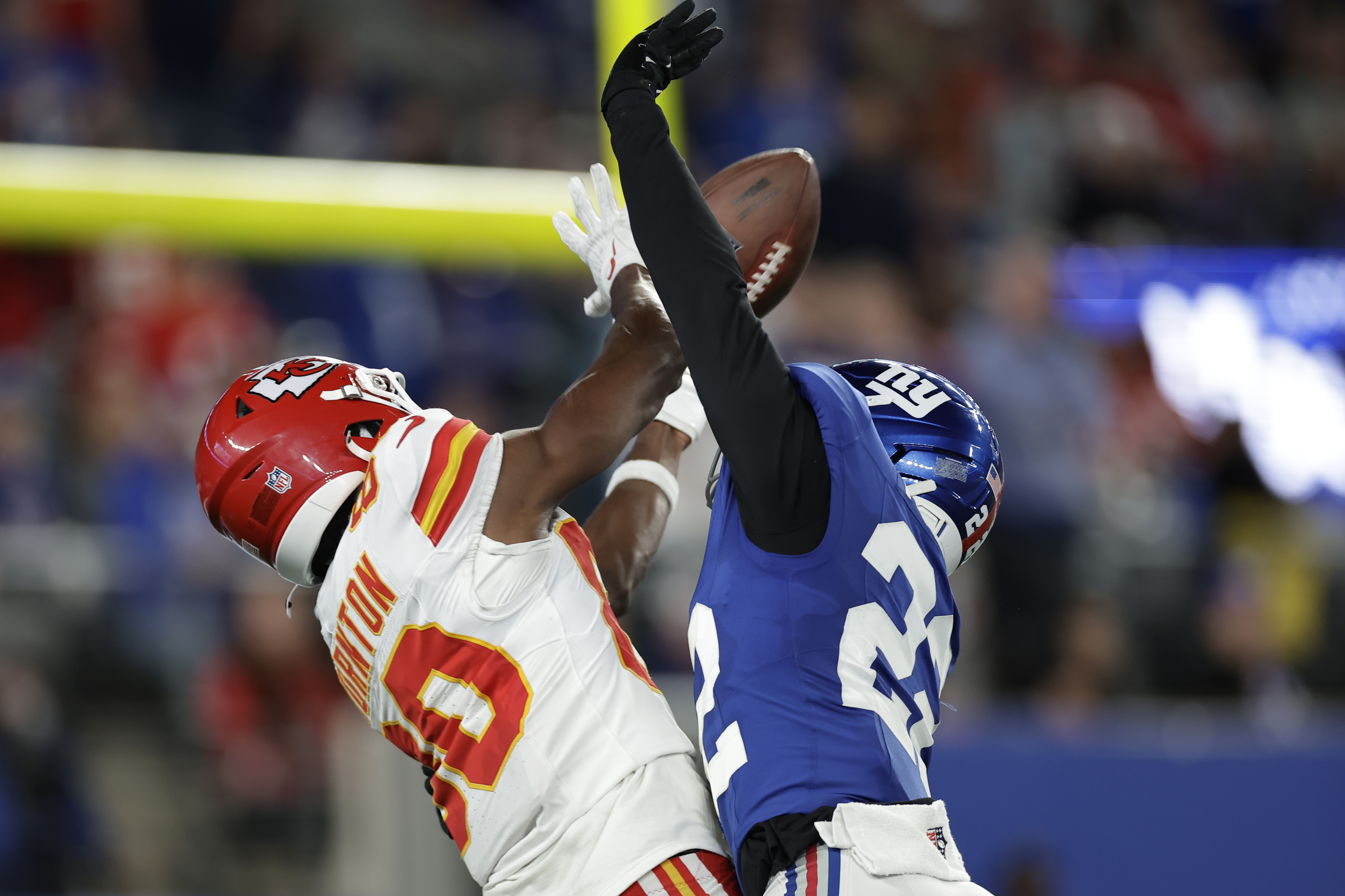 Chiefs Giants Football