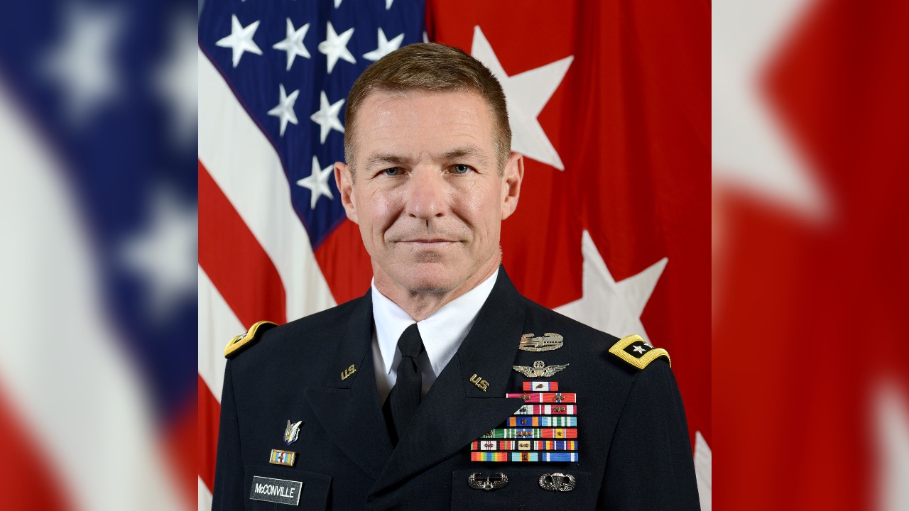 Army Chief Of Staff visits Fort Carson