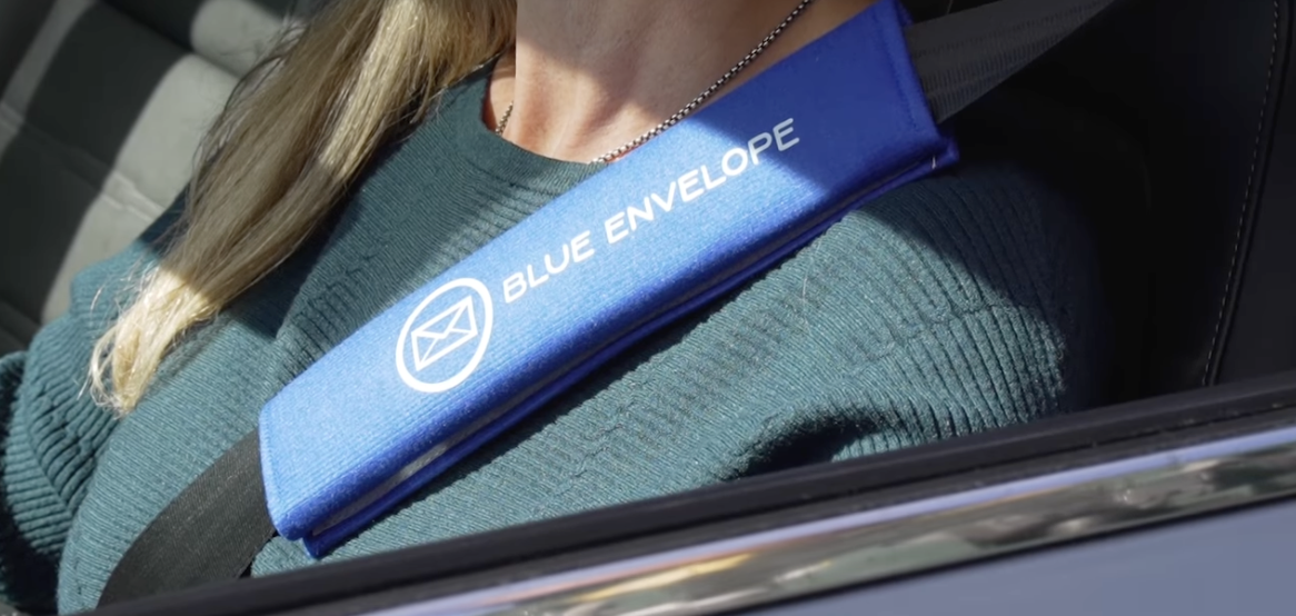 Jeffco Sheriff Office Wheat Ridge PD blue envelope.png
