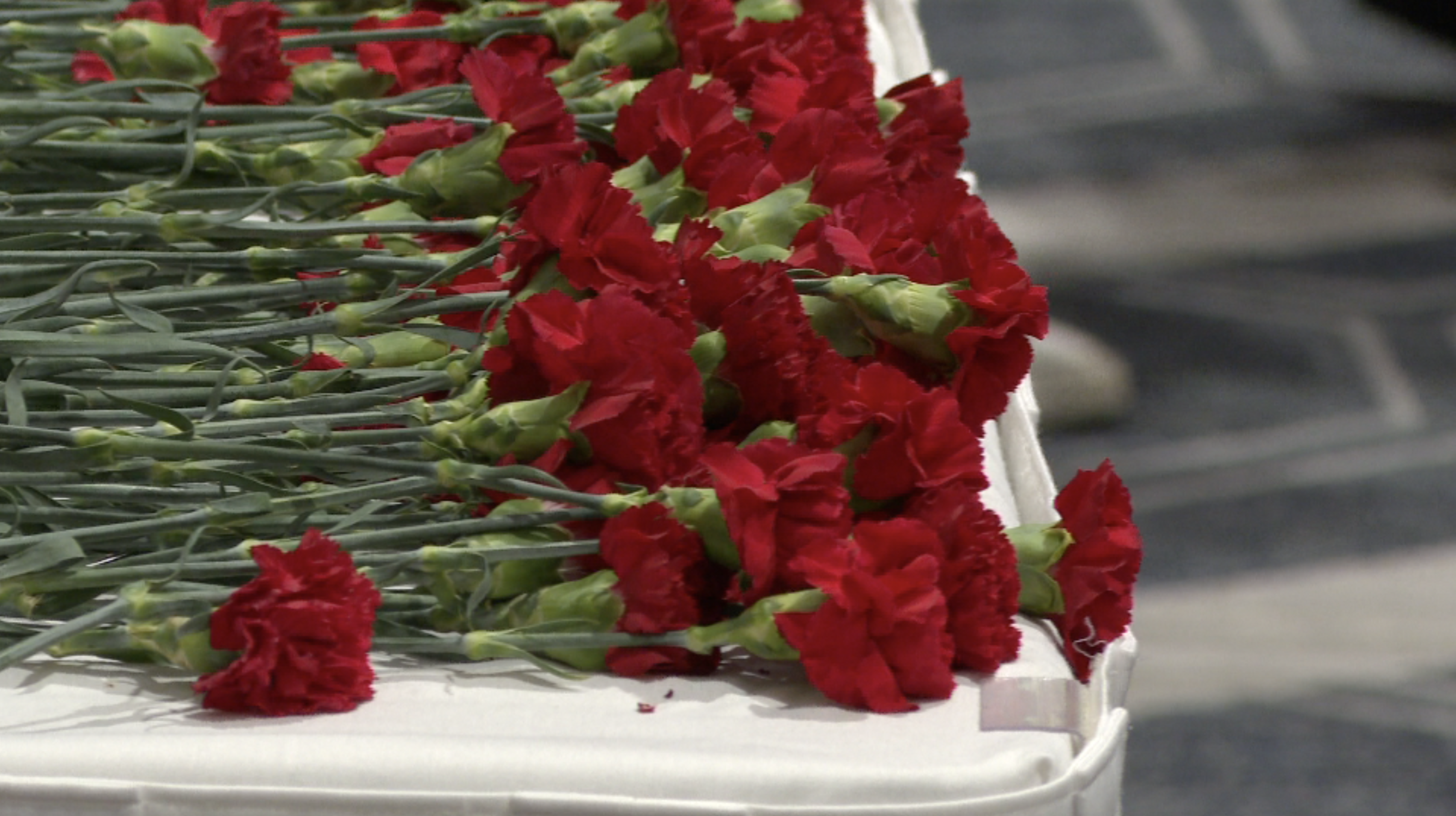 Single mom's celebrate Mother's Day with other single mom's