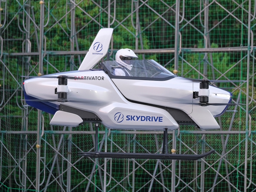 japan_flying_car_skydrive_ap.jpg