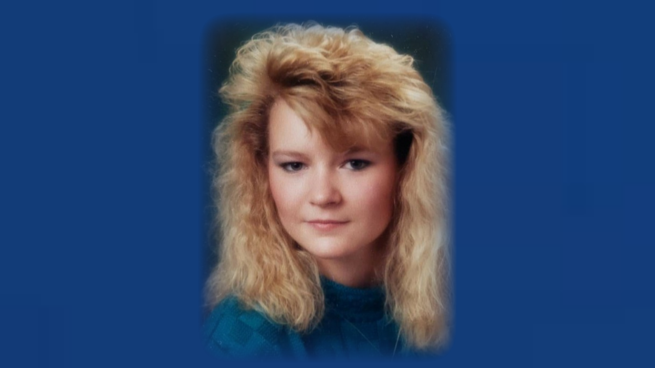 Melanie Beth Harrison
1971 ~ 2021 (age 49)