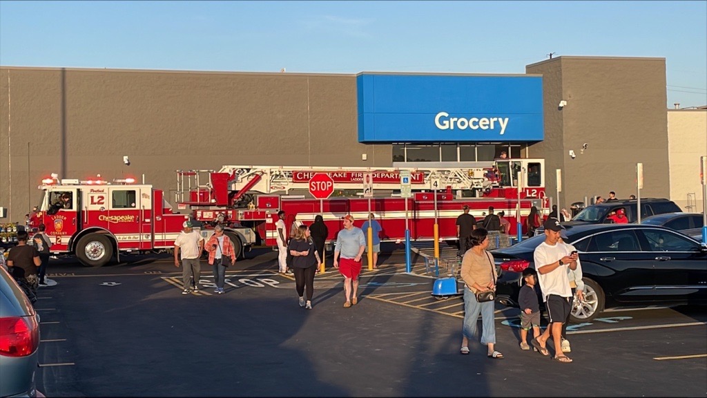 Sam's Circle Walmart evacuated