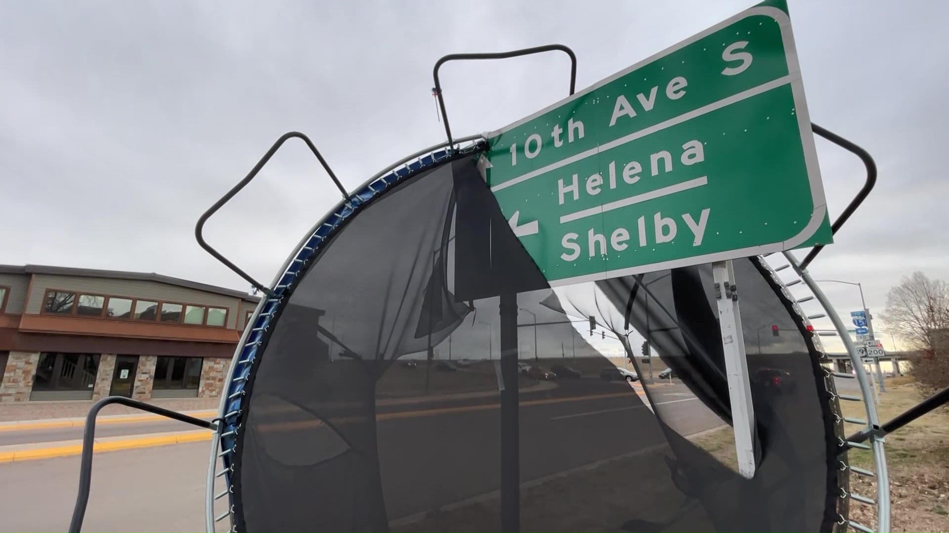 Hurricane-force wind gusts rip across parts of Montana
