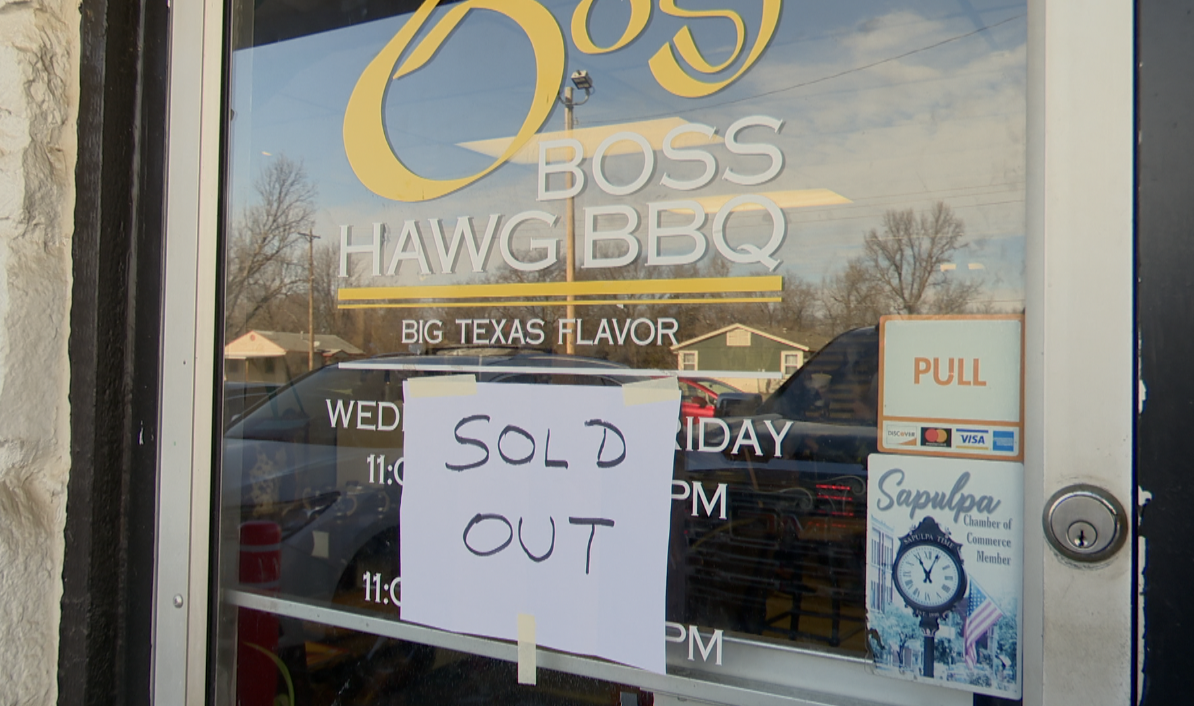 Boss Hawg BBQ sold out on day it closes.png