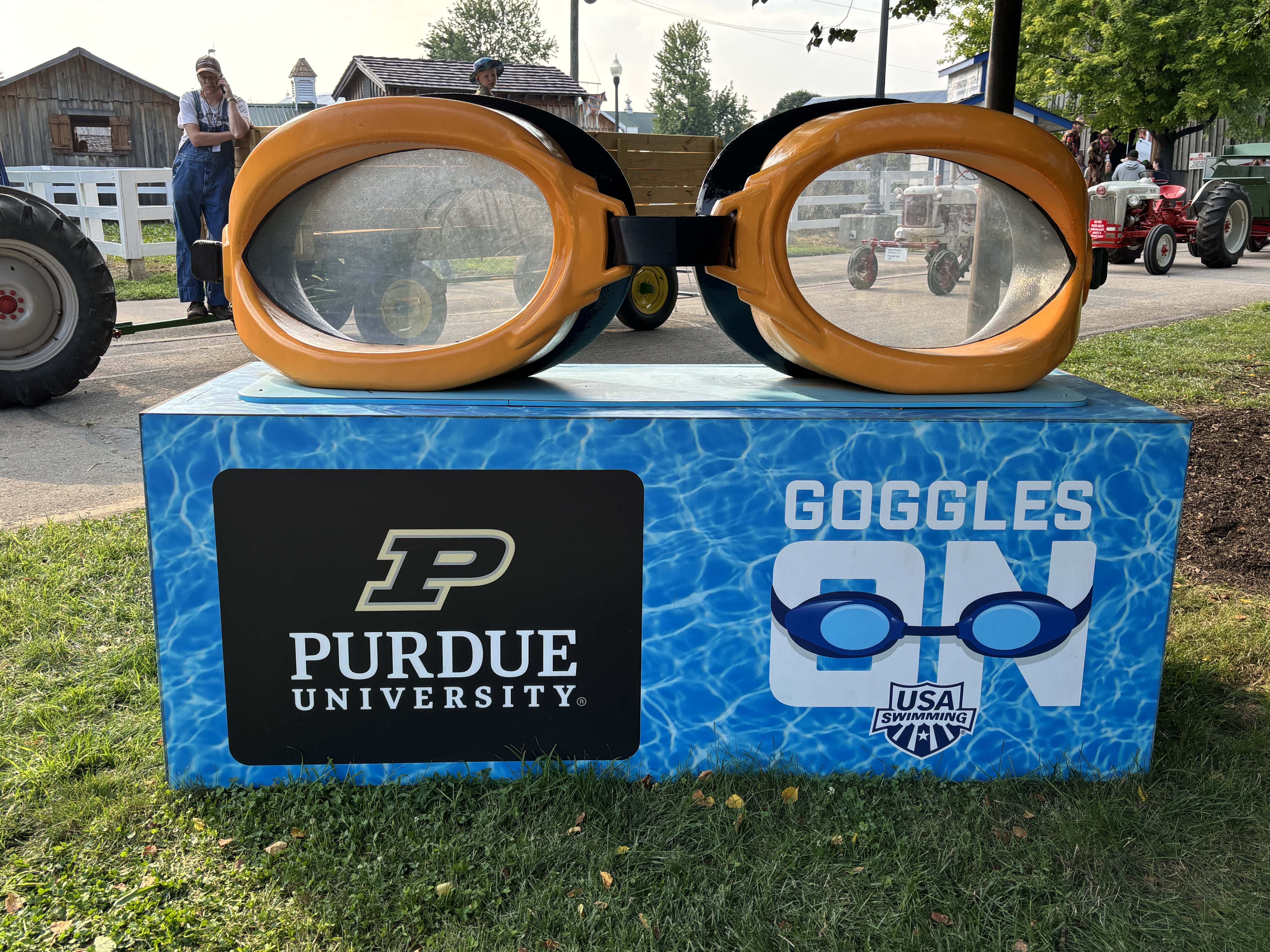 Goggles.jpg