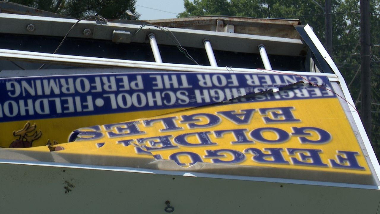 Storm causes damage in Lewistown