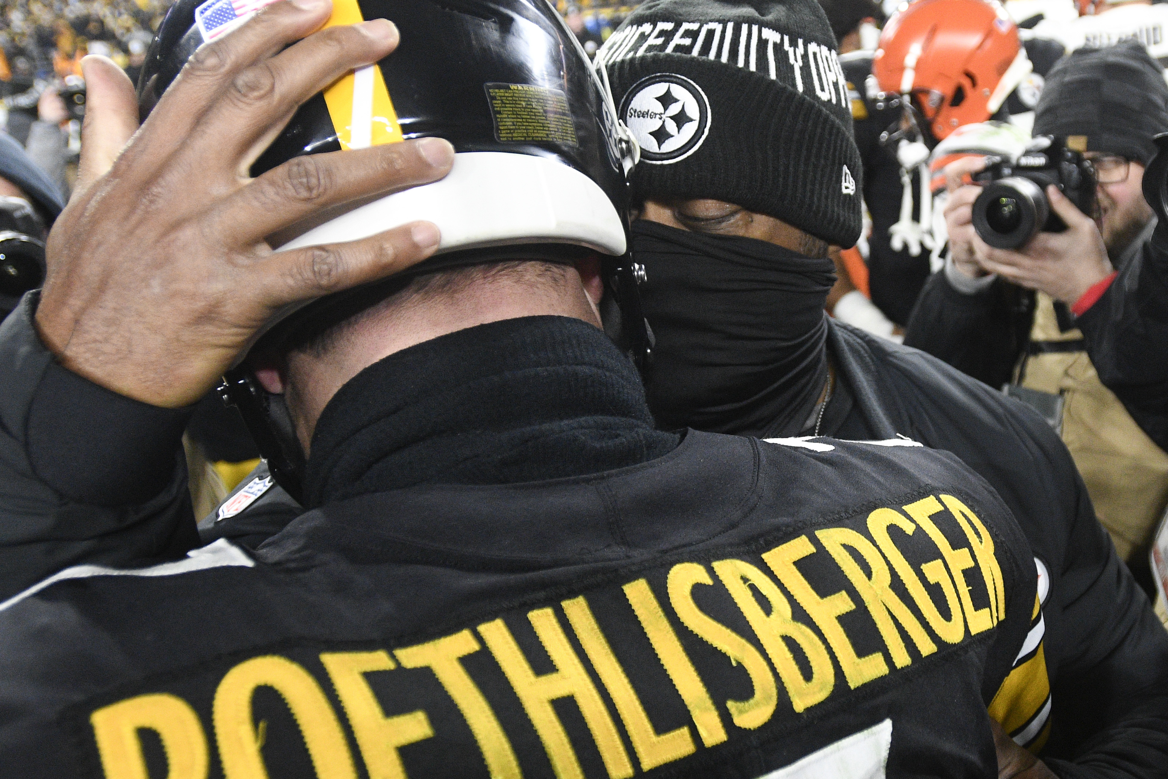 Browns Steelers Football
