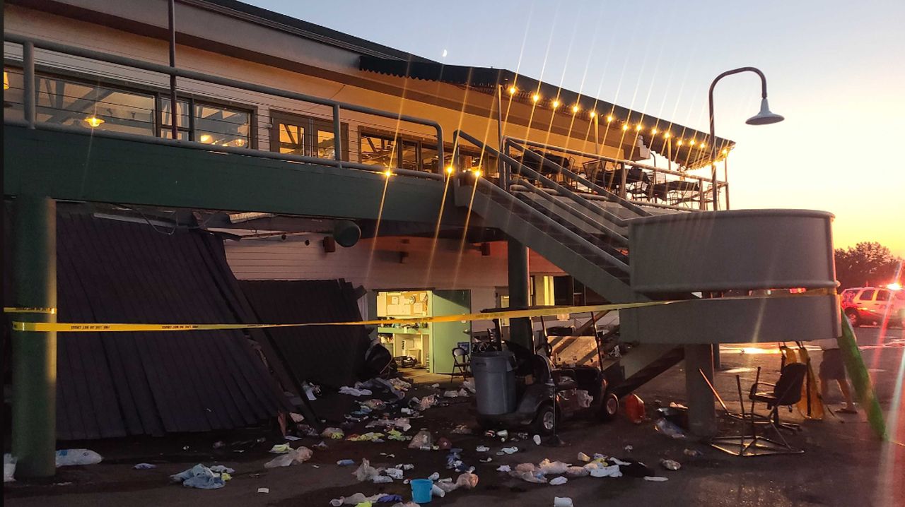 Deck collapse at The Briarwood Golf & Country Club in Billings