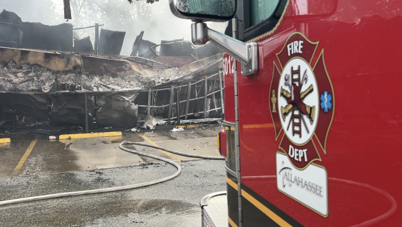 Fire destroys Marathon gas station on North Monroe 