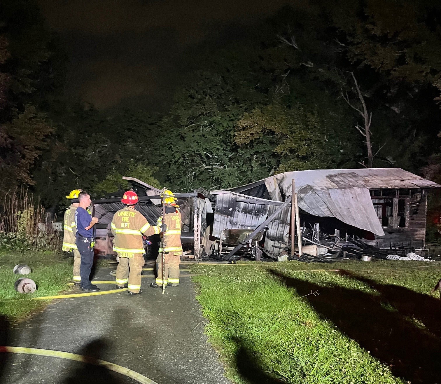 Man found dead after Lafayette fire
