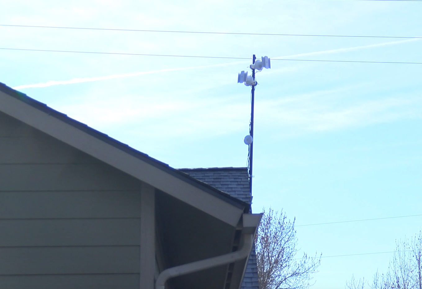 Missoula Valley Internet Co-Op neighborhood broadband antenna