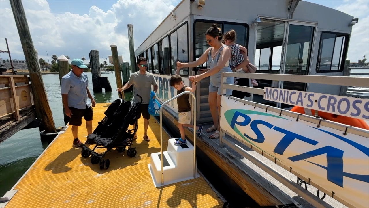 Clearwater Ferry resumes service after deadly crash 