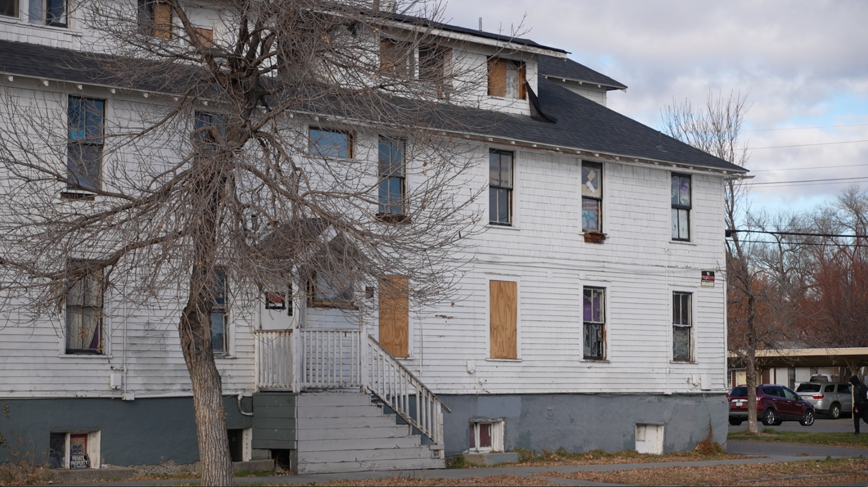 The Colonial apartments, downtown Billings