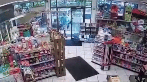 ezgif.com-gif-maker.gif