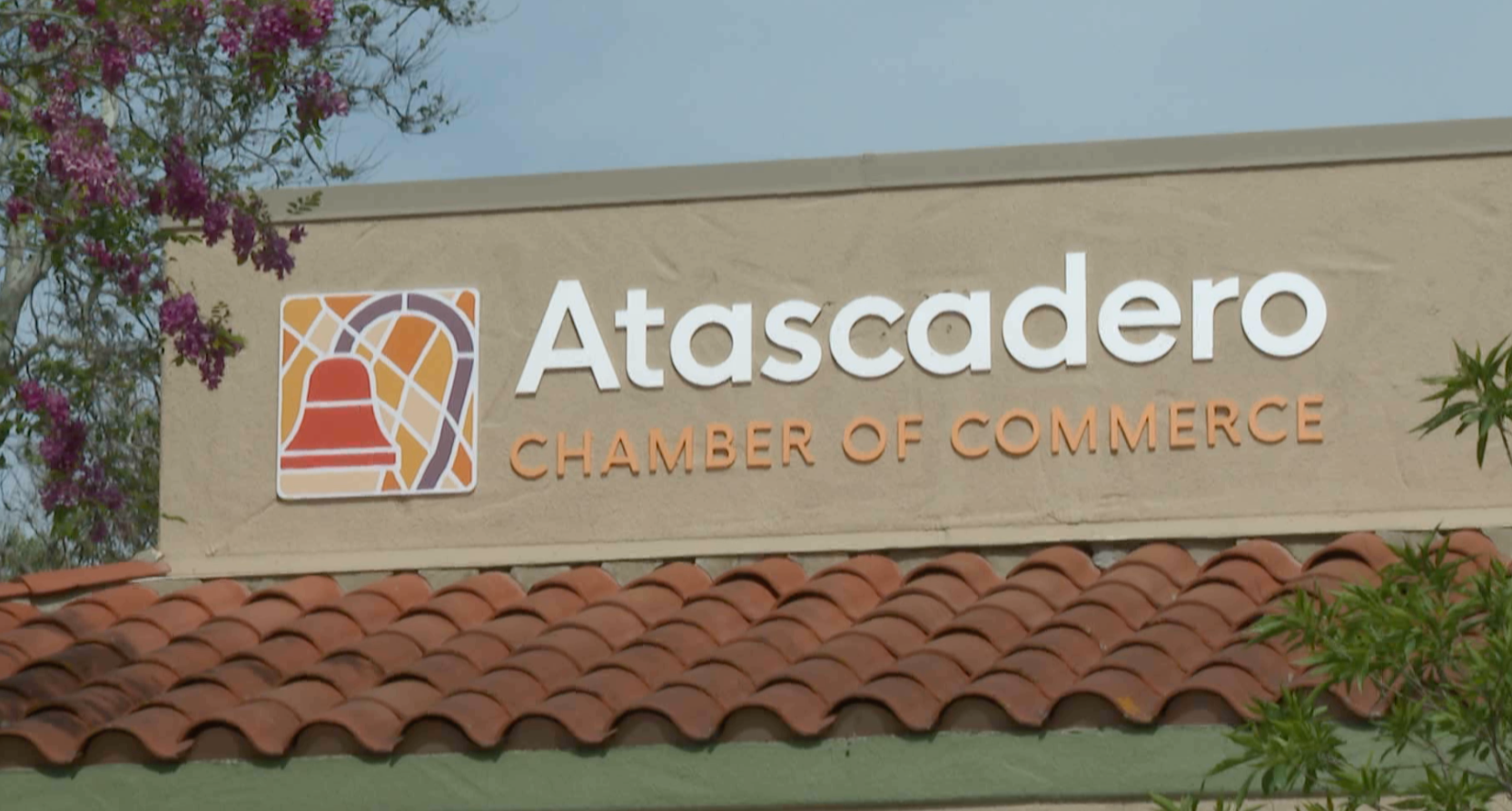 Atascadero Chamber of Commerce building exterior.png