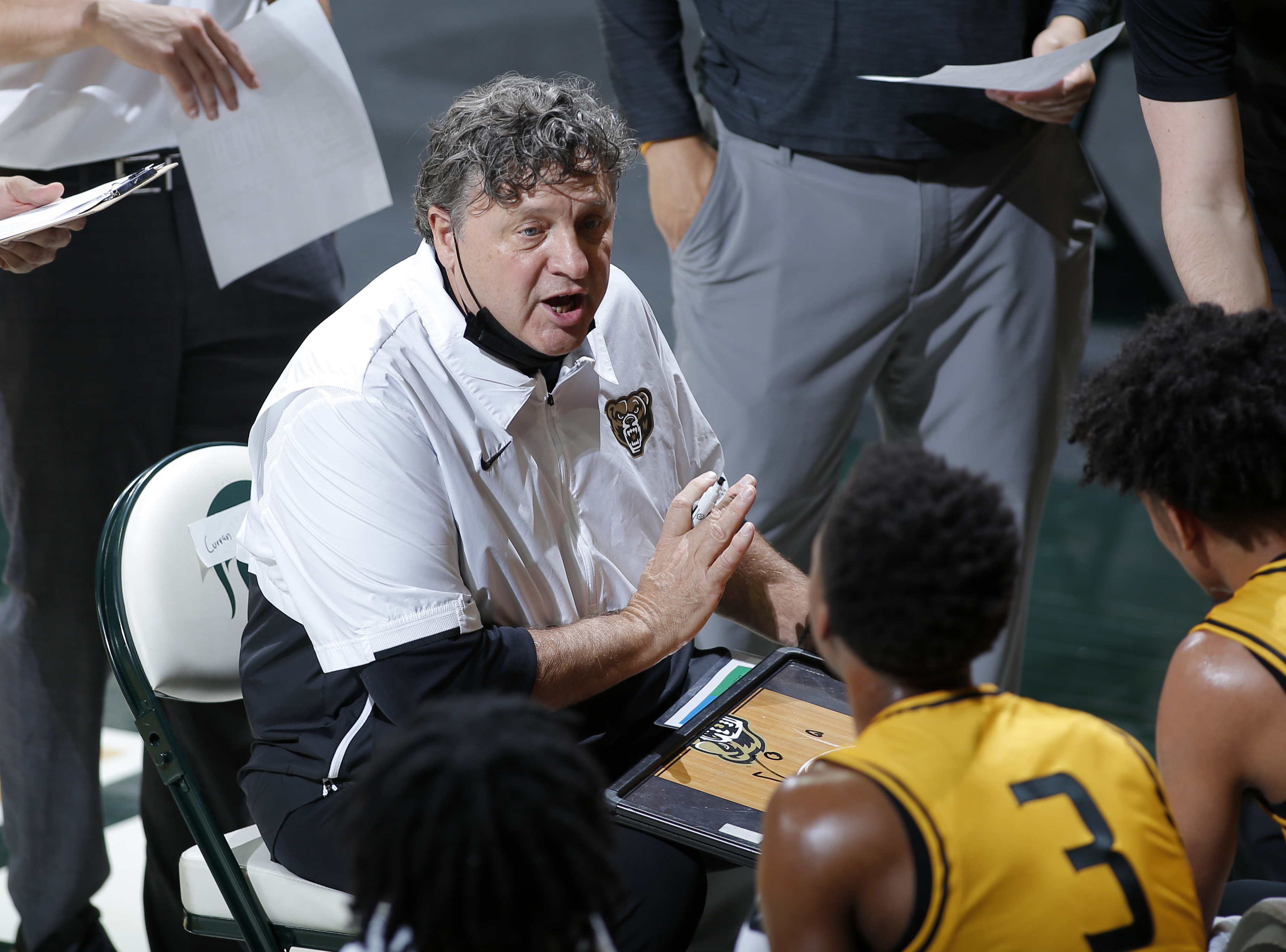 Greg Kampe Oakland Michigan St Basketball