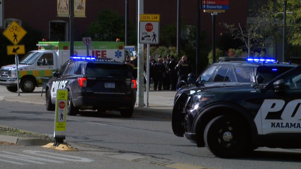 Kalamazoo standoff.jpg