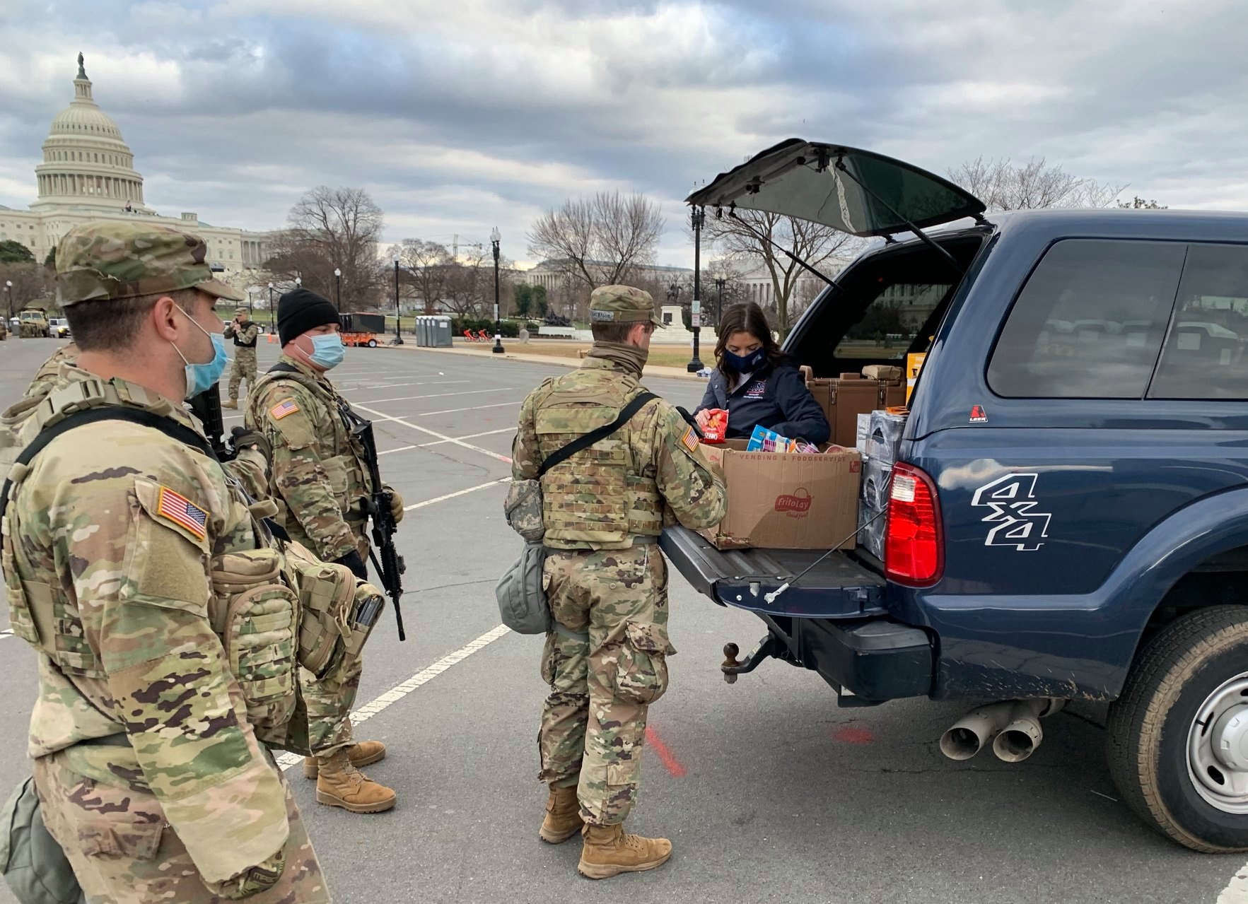 USO national guard.jpg