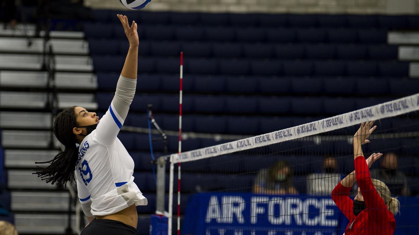 Air Force's Harvey named Mountain West Freshman of the Year