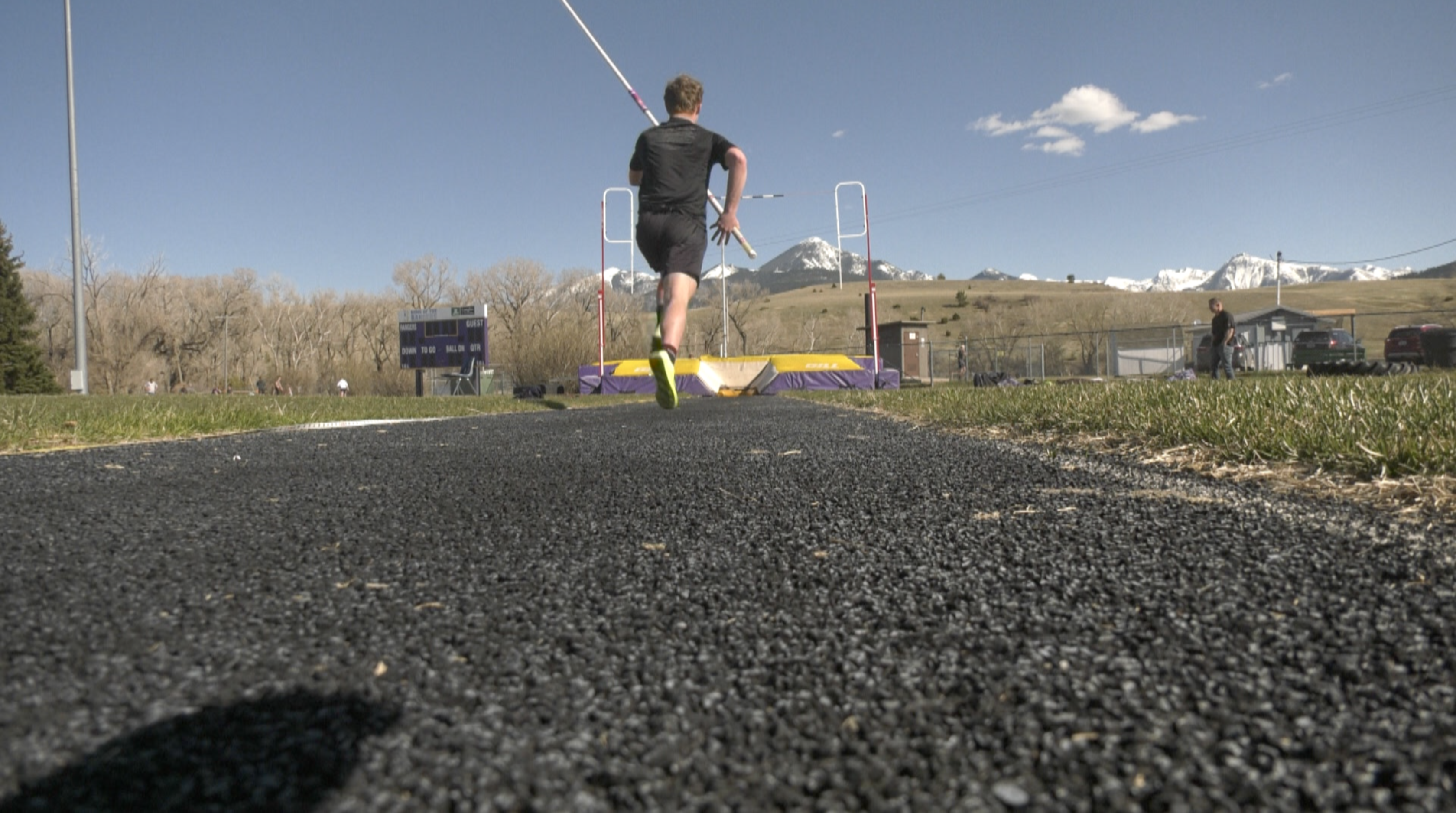 Relentless work ethic 'flings' Livingston pole vaulter Carter Bartz to new heights