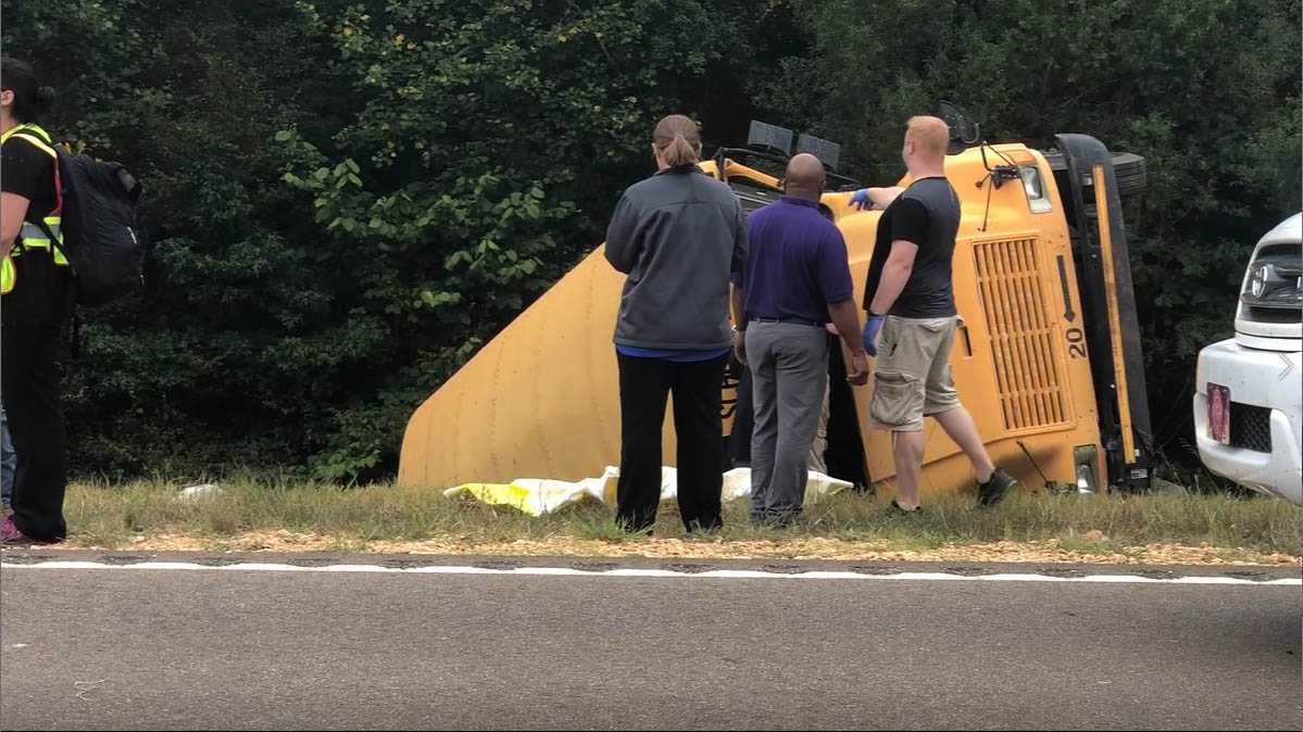 school-bus-crash-pic-1568128298.jpg