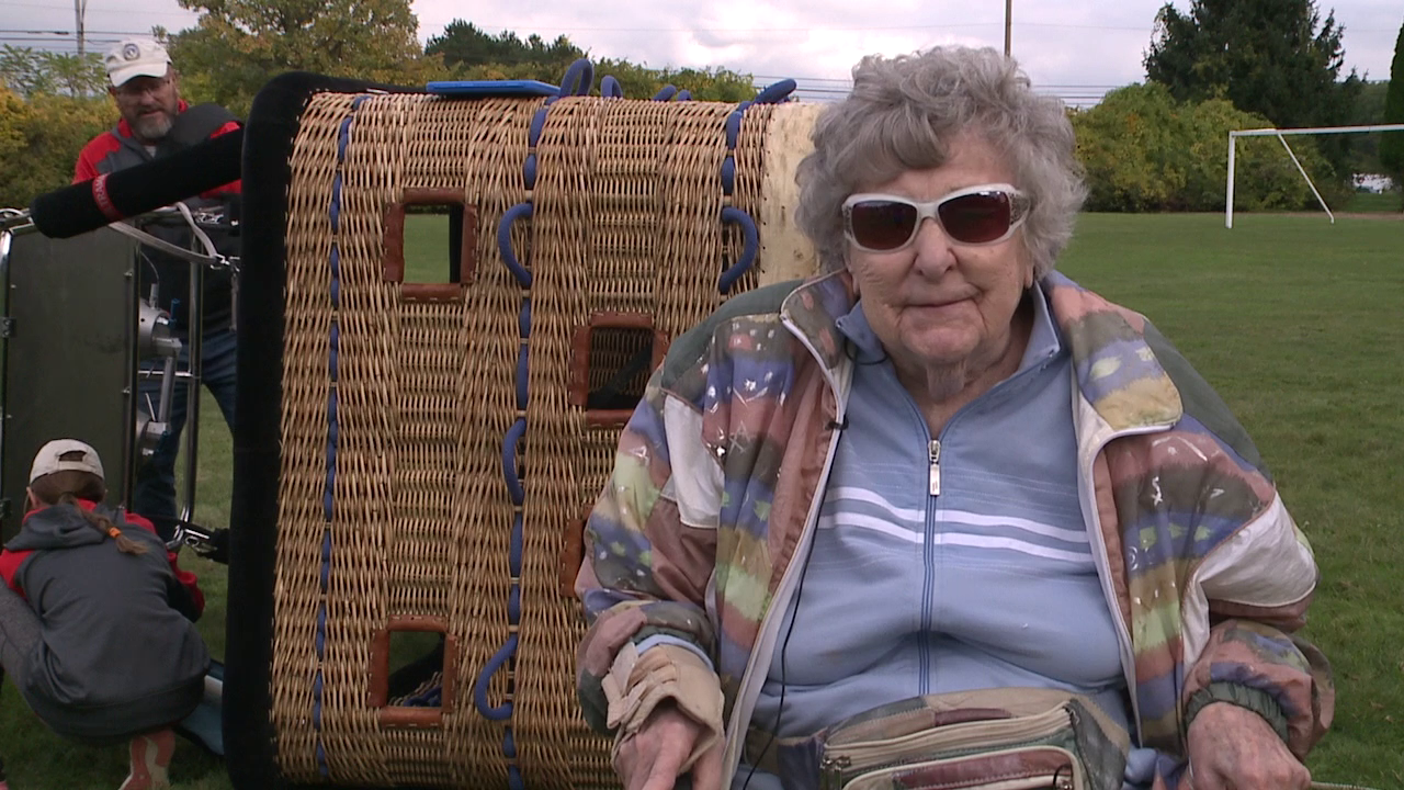 99-year-old Julie Miller Hot Air Balloon Ride_1.png