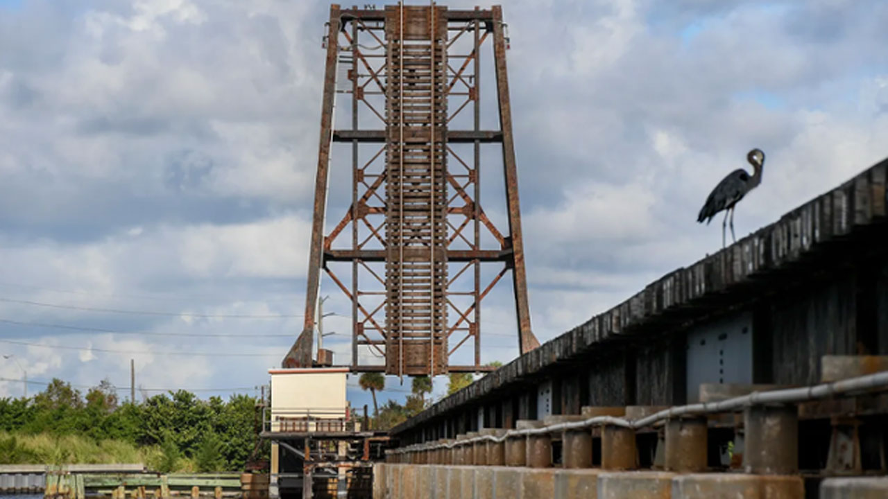 St. Lucie River railroad bridge