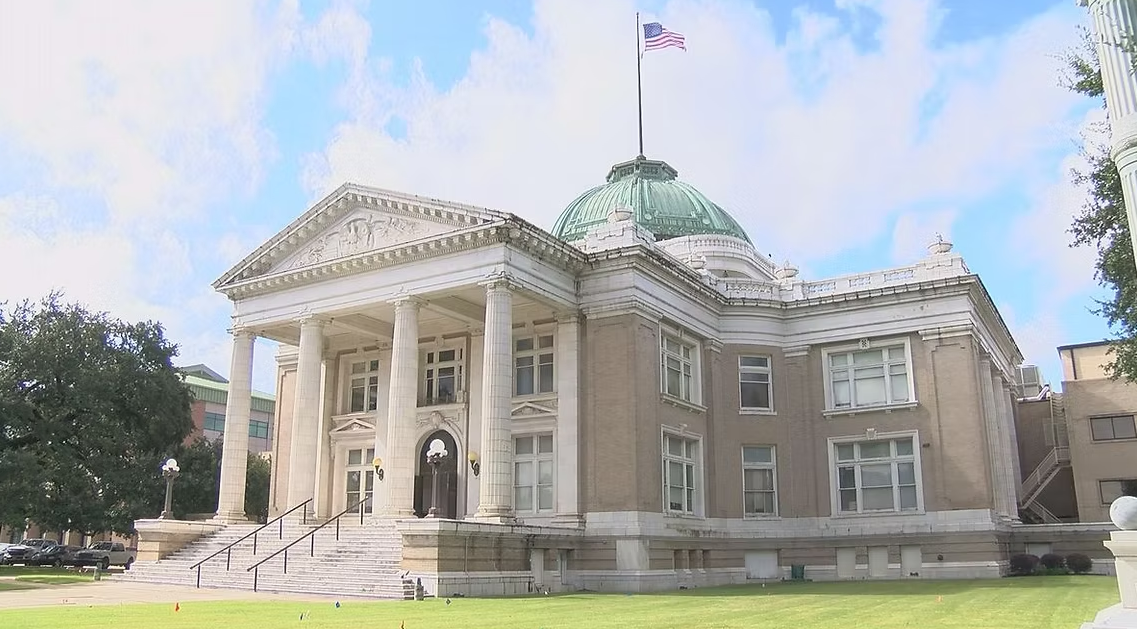 Calcasieu Parish Courthouse 