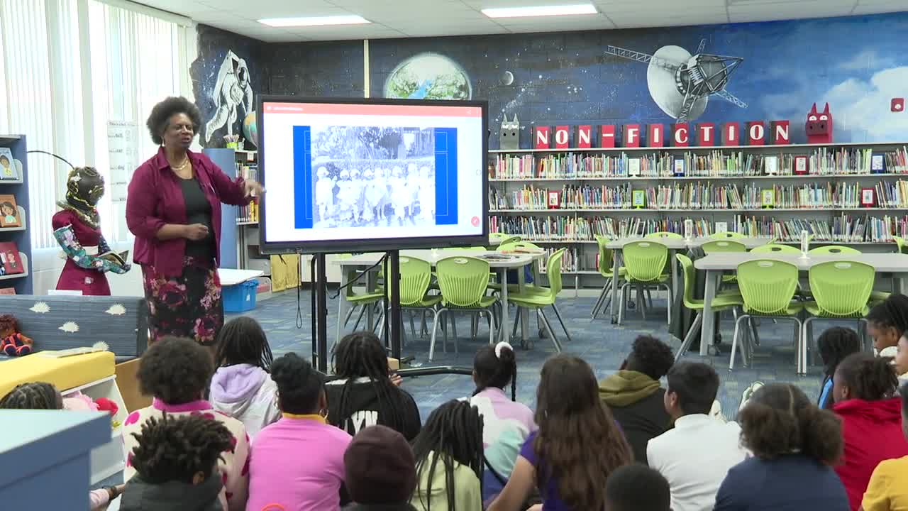Local author speaks to Lomax students about new book and local Black historians