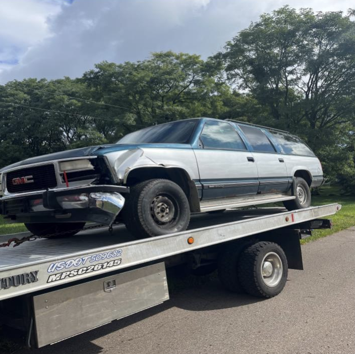 suspect vehicle in Kalamazoo hit-and-run