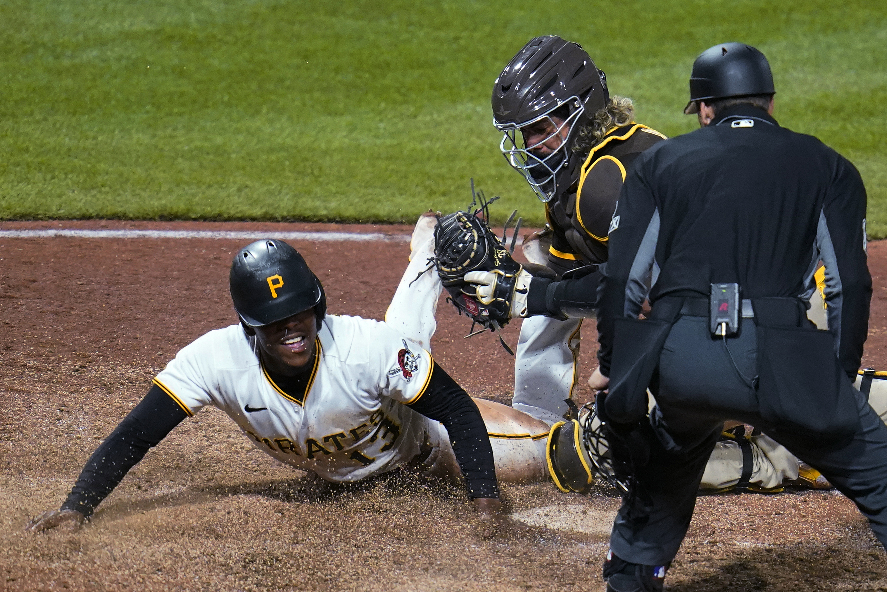 APTOPIX Padres Pirates Baseball