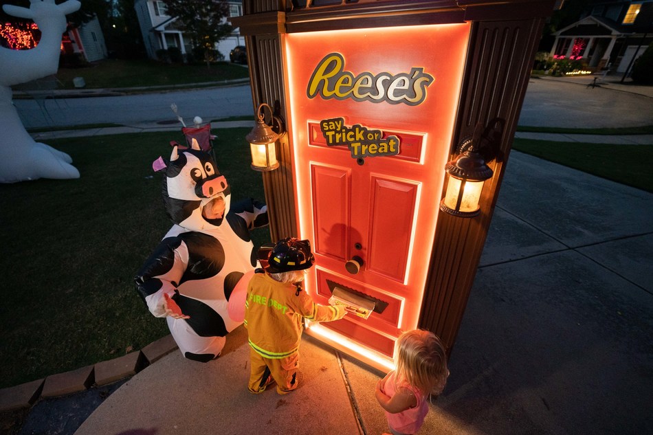 Reese-s-Door-2