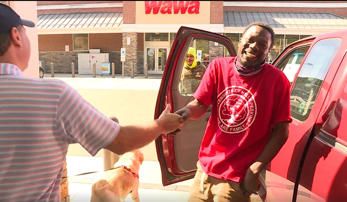 Zach and walter gas gives 04.jpg