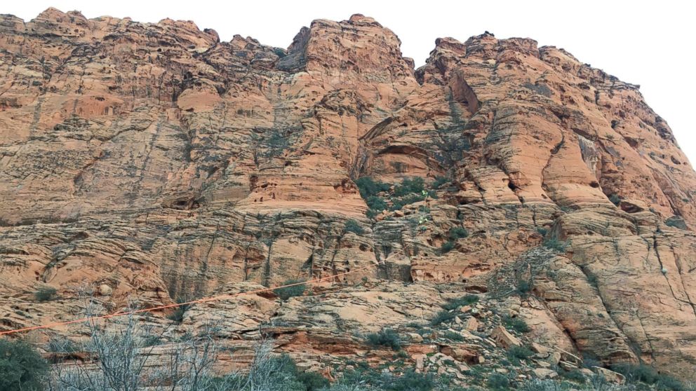 hiker-utah-ht-ps-190318_hpMain_16x9_992.jpg