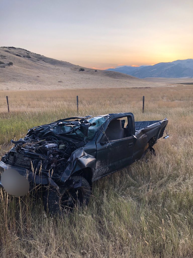 Seat belt saves life of hunter than bags six-point elk with truck