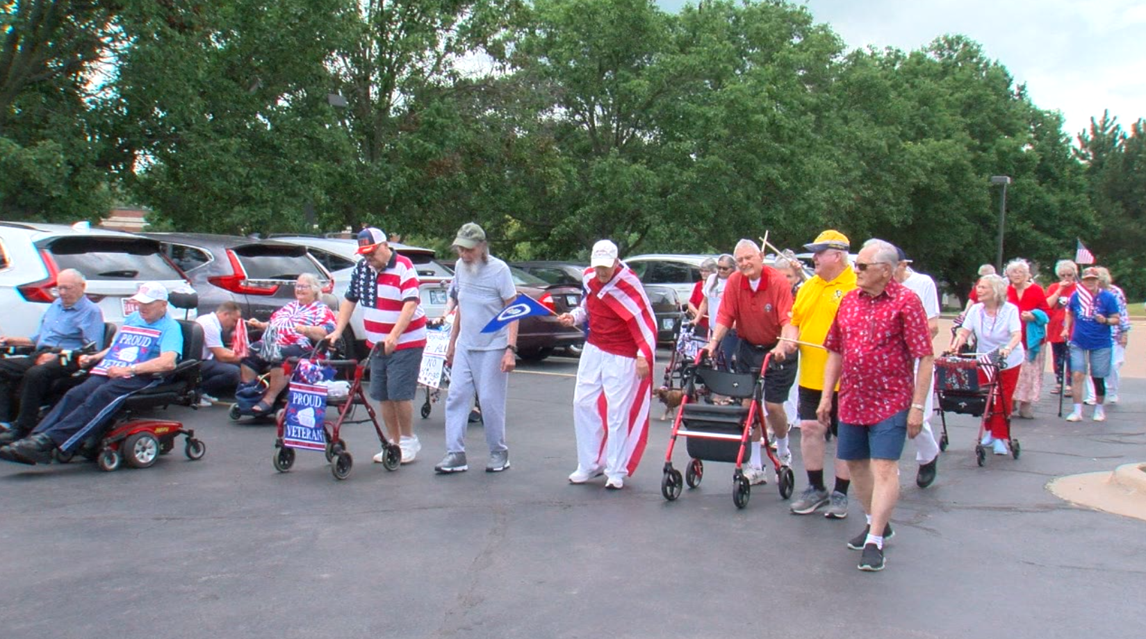 Bartlesville independent living center holds 4th of July parade