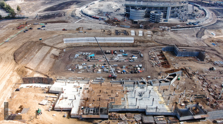 Aztec stadium construction.png