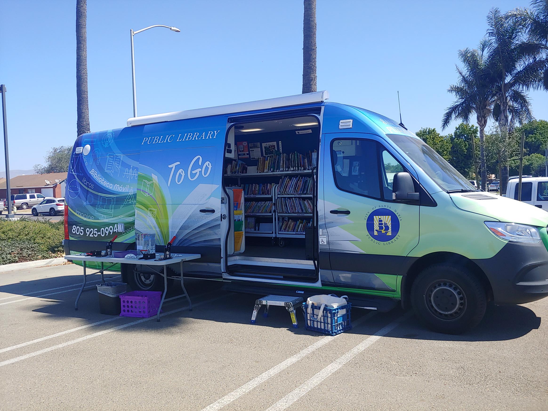 BOOKMOBILE.jpg