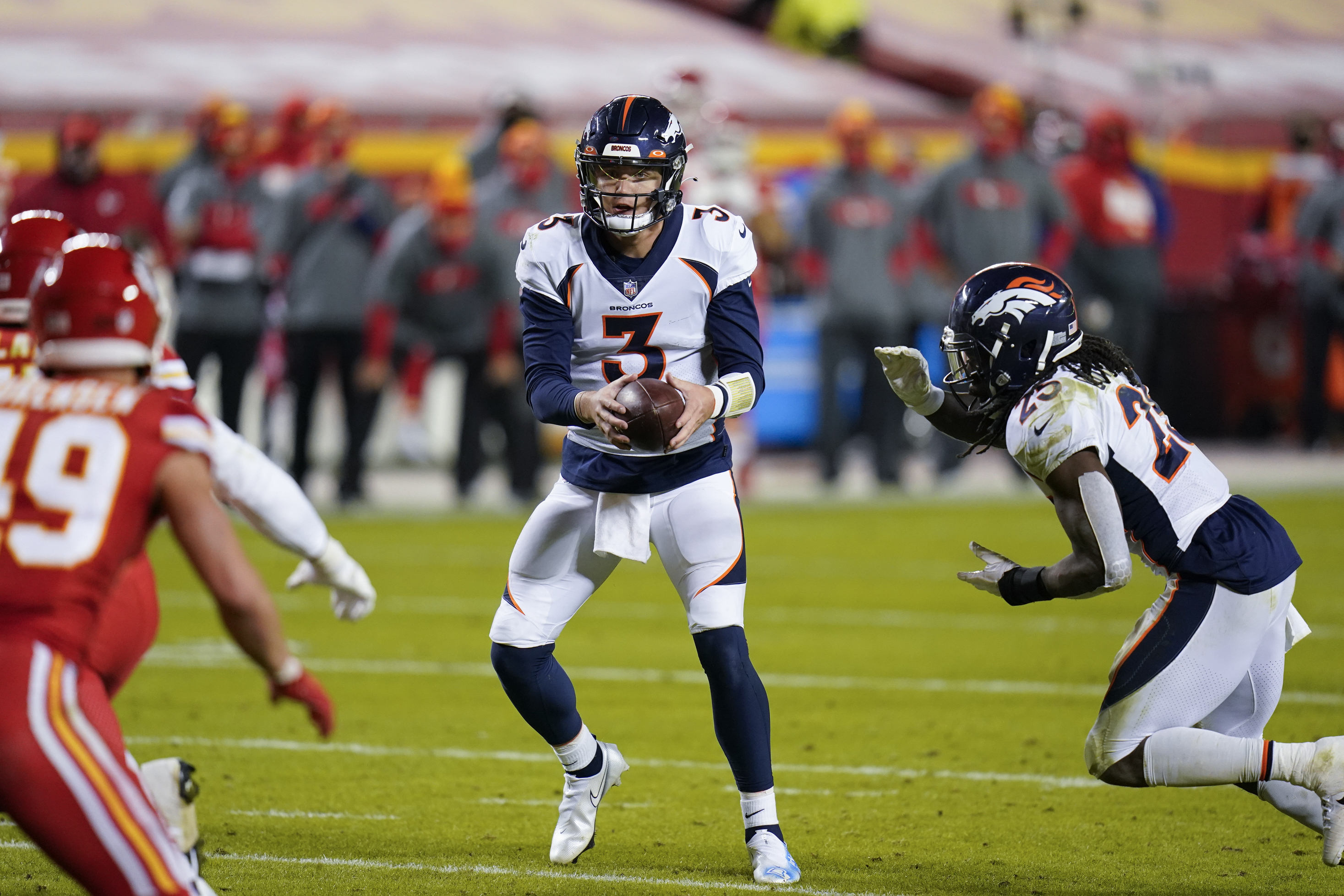 Broncos Chiefs Football