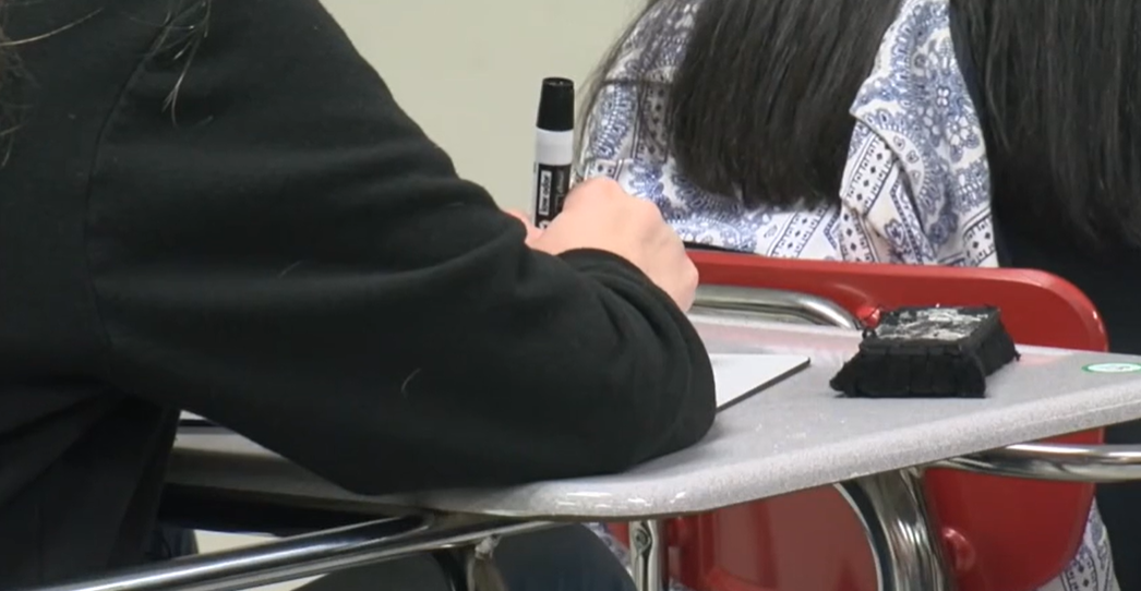 'END OF FOUR DAY WEEKS': Oklahoma law increases required school days