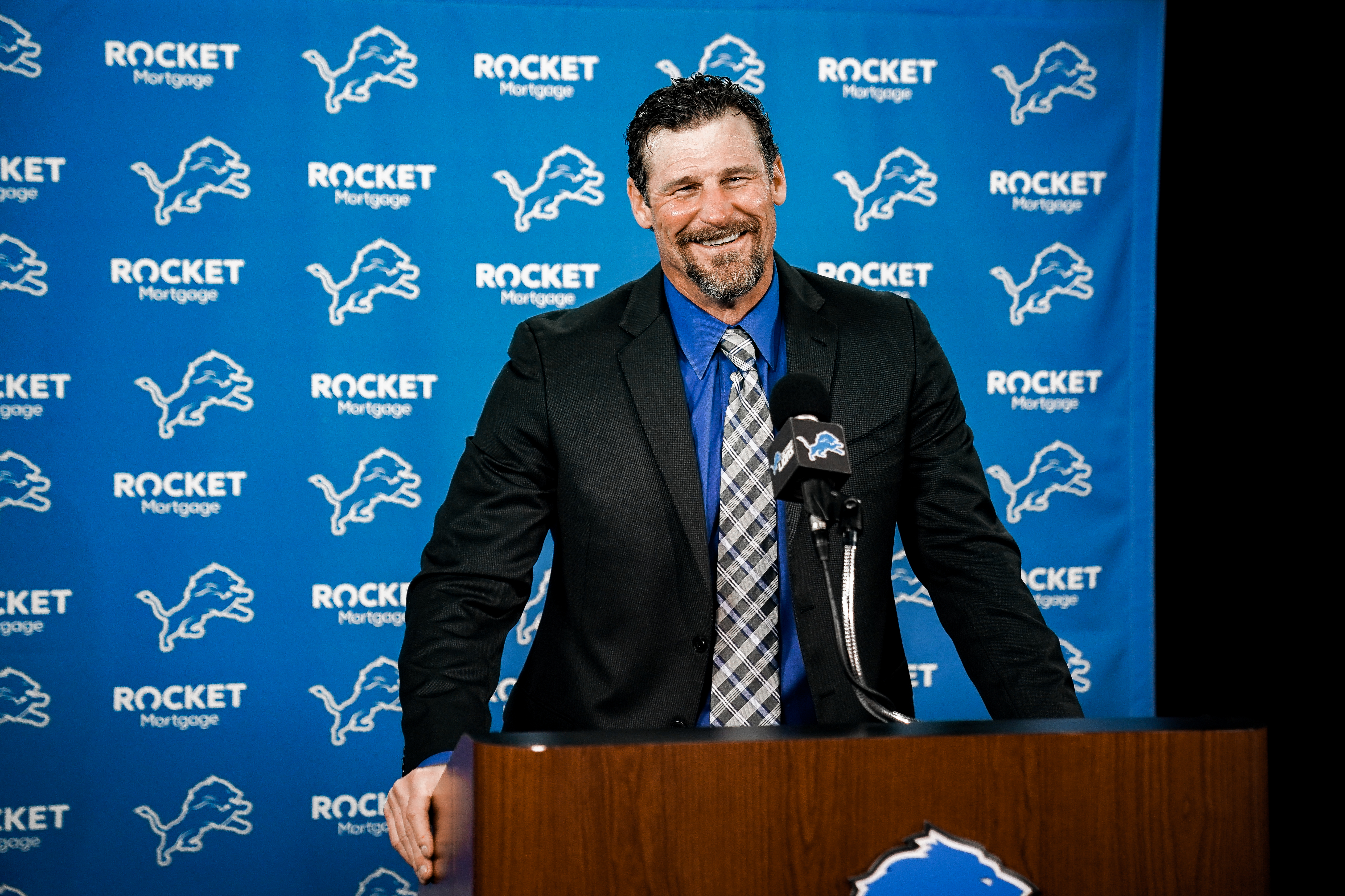 Dan Campbell