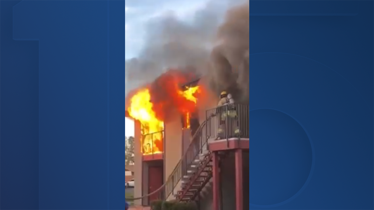 deadly fire 81st Ave. and Indian School.png