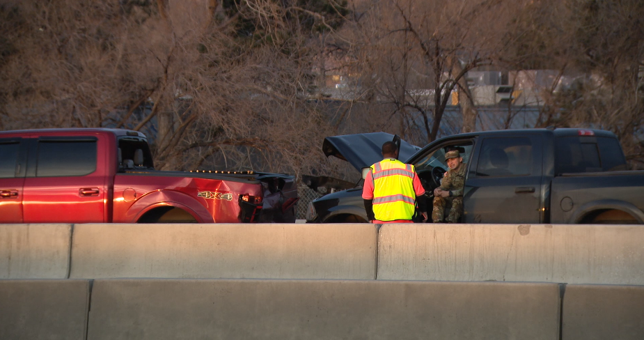 Southbound I-25 crash at Garden of the Gods 