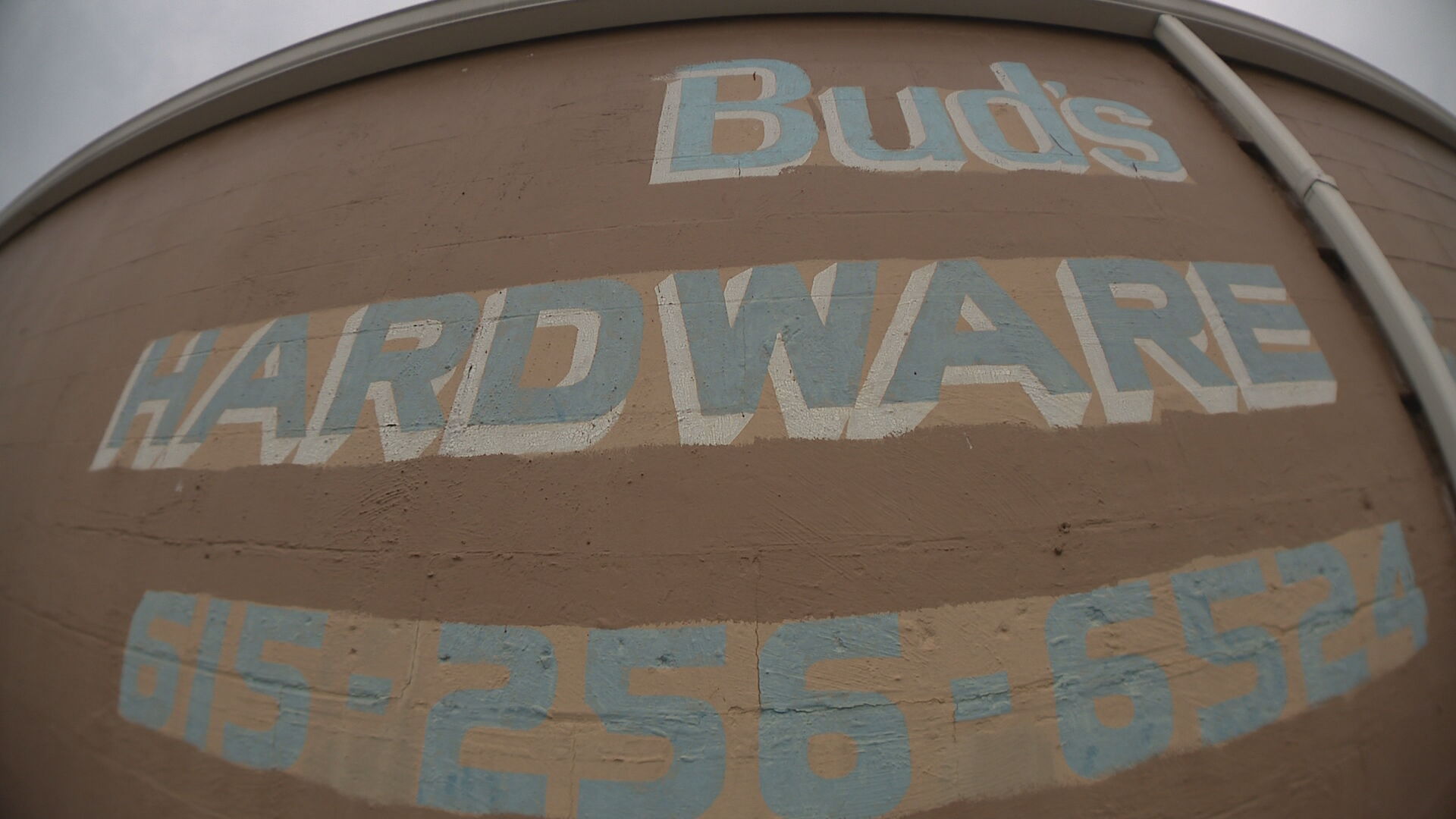 Bud's Hardware 