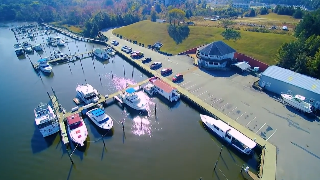 Carefree Boat Club of Central Virginia.png
