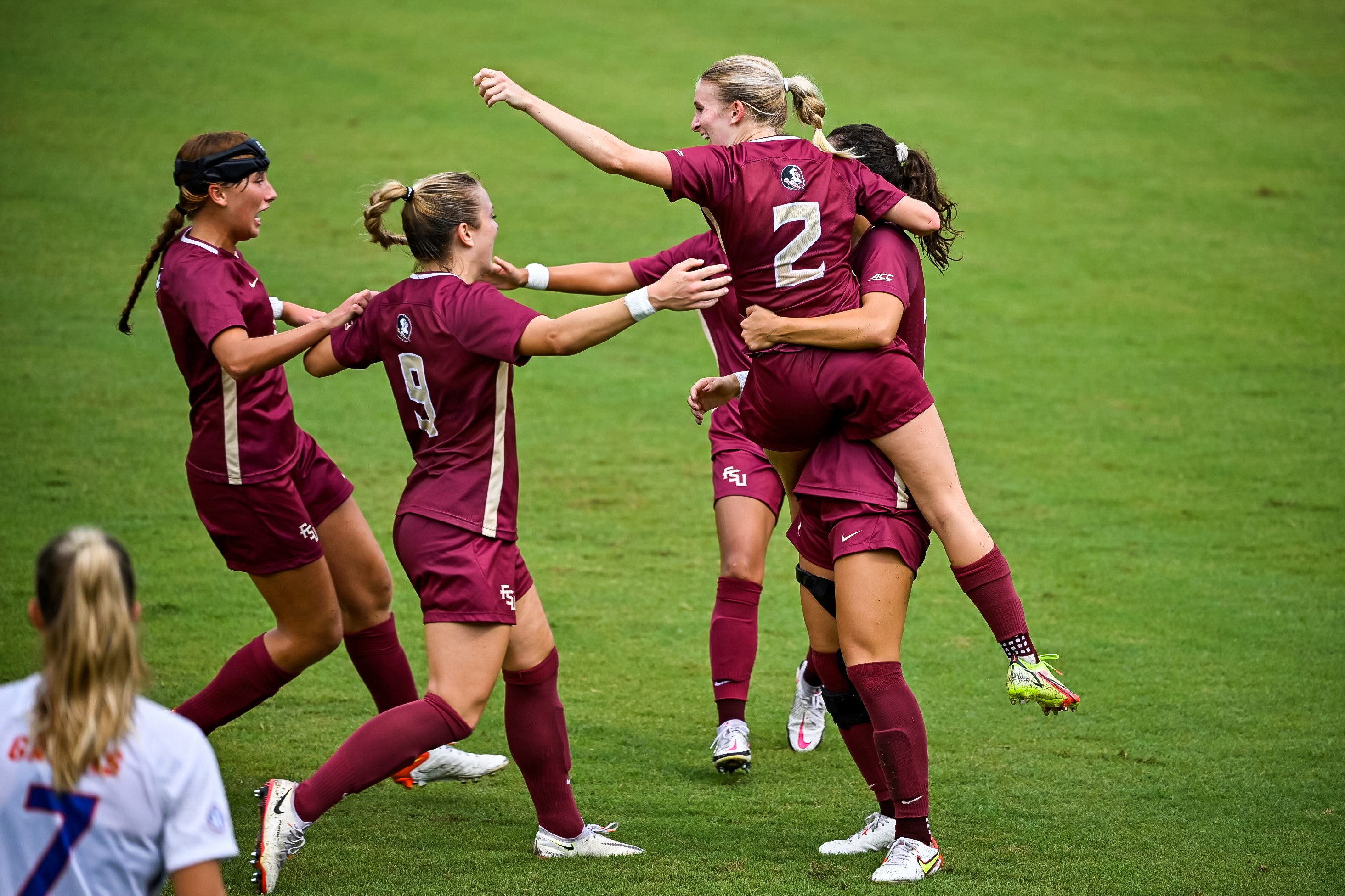 090422 fsu womens soccer vs florida Jenna_Florida-2.jpg