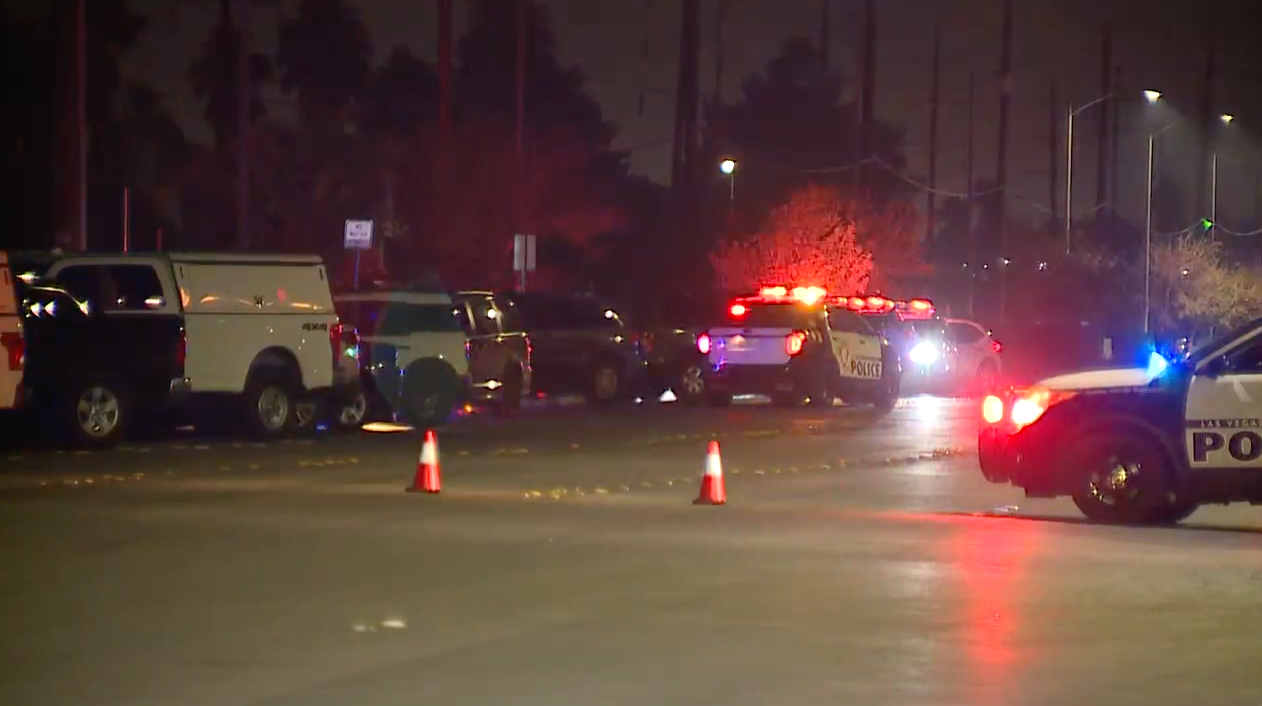 5700 block of Baffy Circle barricade:officer-involved shooting - 3.png