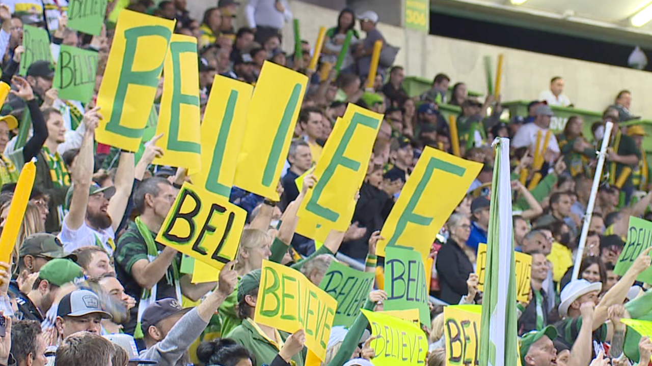 Rowdies fans2.png